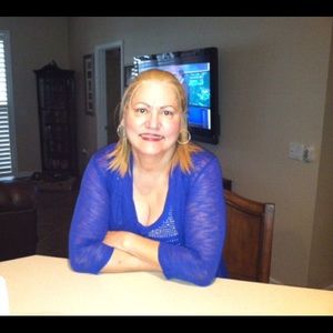Meet your Posher, Juana